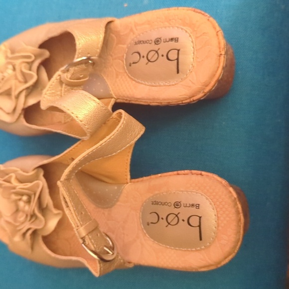 b.o.c Born Concept/cork heel wedges size 7 - Picture 7 of 8